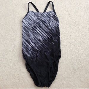 Like New TYR Suit